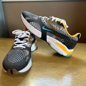 Men’s Nike shoes size 12